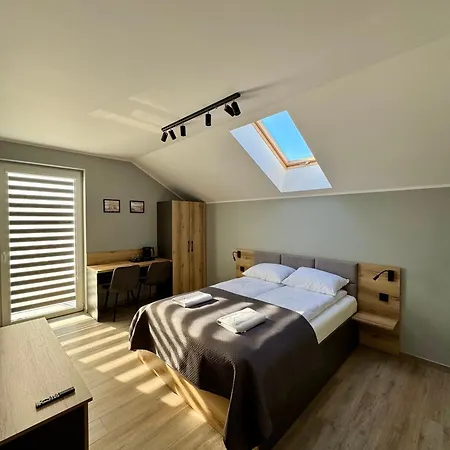 Zachodni Brzeg Affittacamere 3*